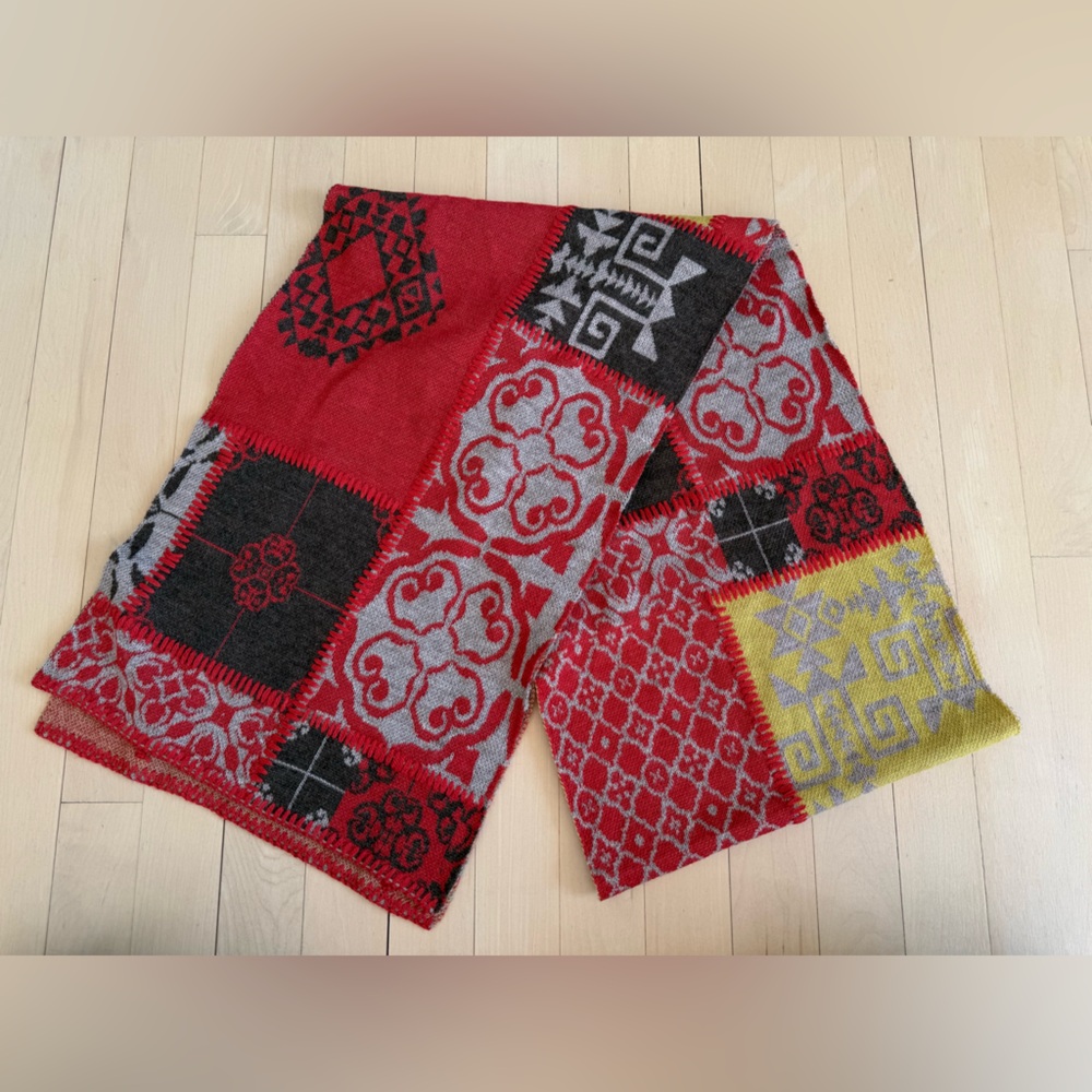 SOL 100% Baby Alpaca Red Multicolor Patterned Scarf